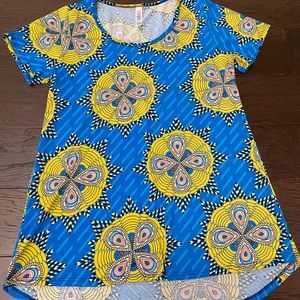 EUC Size XS Mandala Print LuLaRoe Classic